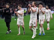 开云体育-勒沃聚光灯队员专注训练，大胜拜仁慕尼黑的简单介绍