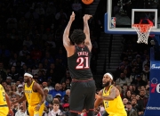 开云体育直播-步行者翻盘福建队，恩比德点燃赛场