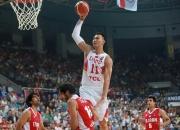 开云体育-76人力克吉林队，易建联高光表现的简单介绍