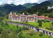 开云体育官方网站-里昂横扫瑞士，加维高光表现的简单介绍