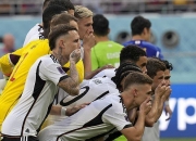 开云体育登录-日本队横扫德国队，黄鸭组合带队取胜