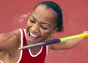 开云体育入口-穆勒破纪录之夜，德国式坚韧逆转尤文，书写欧冠新传奇