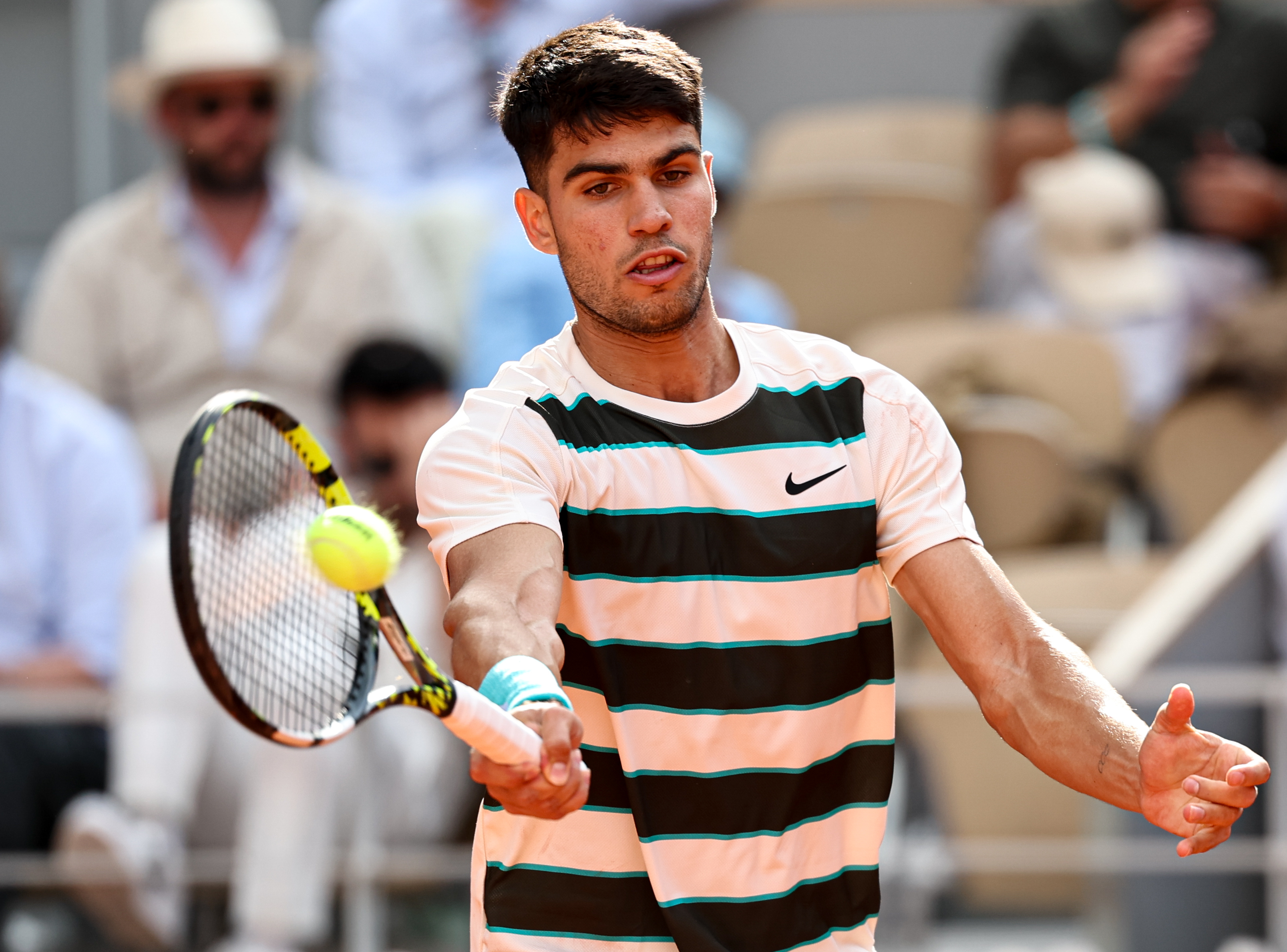 世界网球队完胜澳大利亚网球队,阿尔卡拉斯制霸全场的简单介绍 世界网球队完胜澳大利亚网球队,阿尔卡拉斯制霸全场的简单介绍