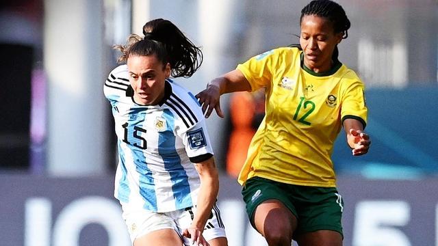 关于意大利女足自信斗志，艰难淘汰赛晋级的信息