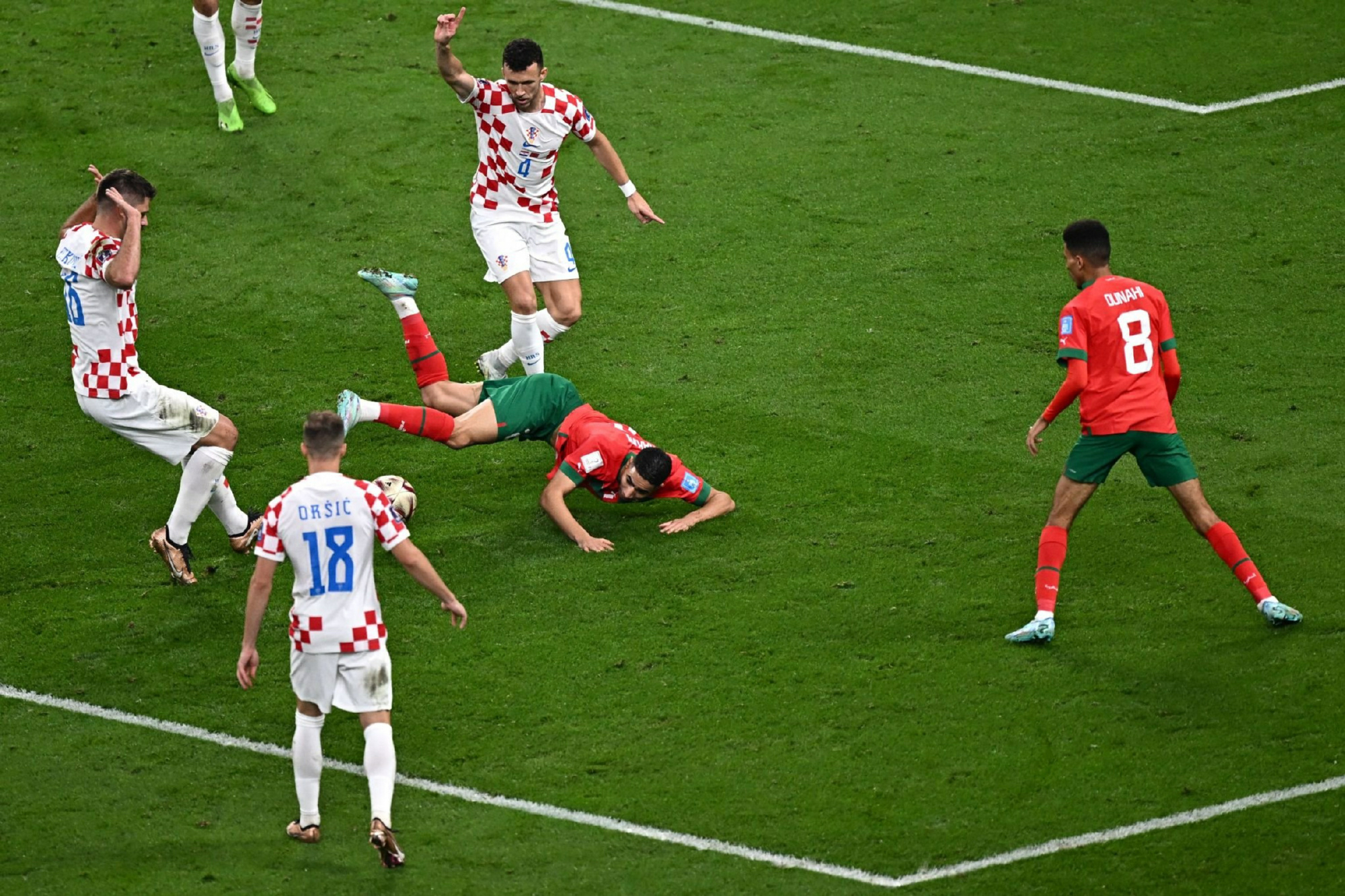 英格兰挑战克罗地亚,豪门对决 英格兰挑战克罗地亚,豪门对决