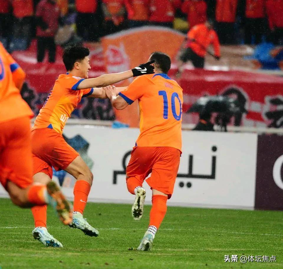 包含实力抢眼！山东泰山轻取客场胜利的词条