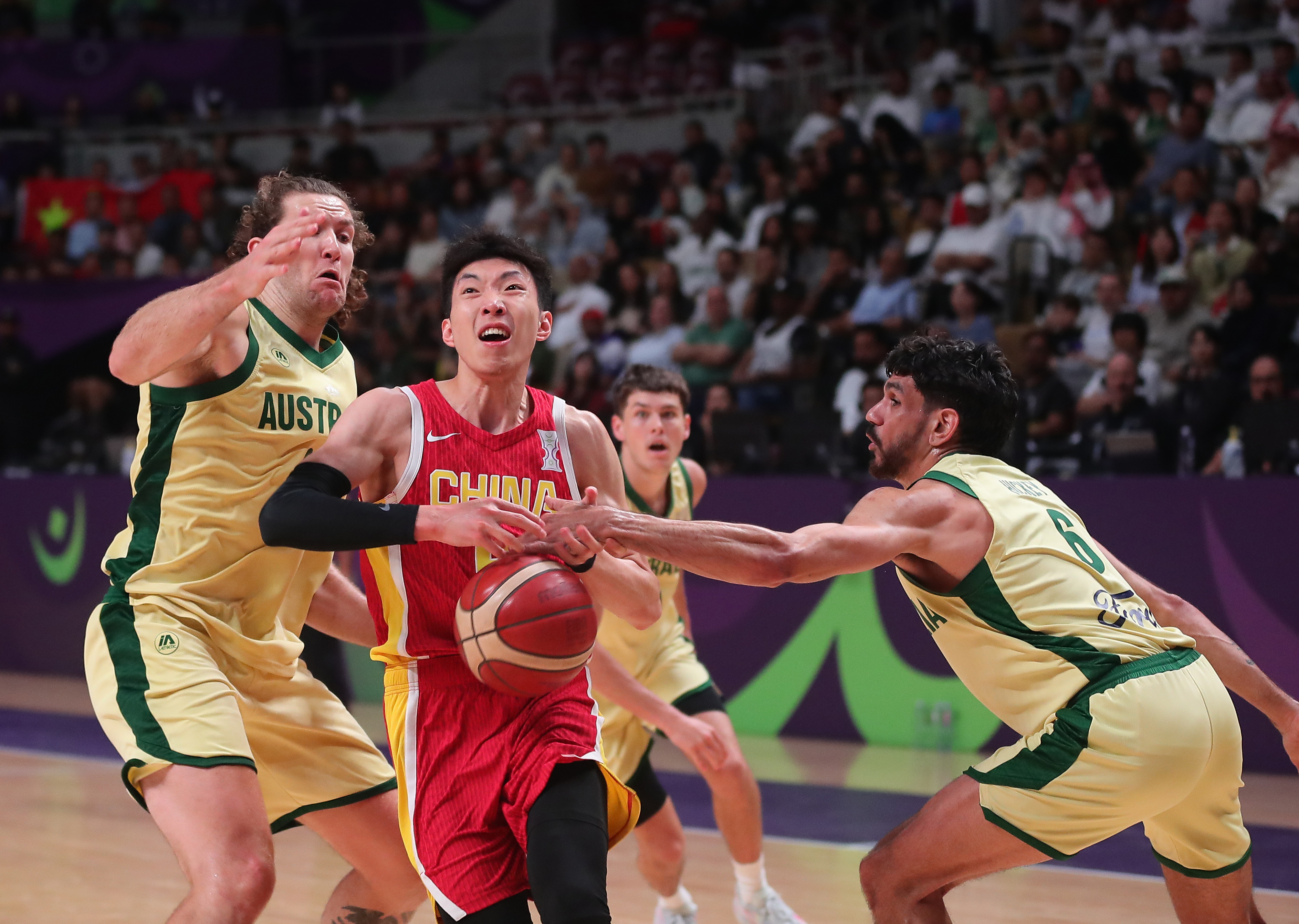 包含中国篮球职业联赛荣登国际舞台，展现实力的词条