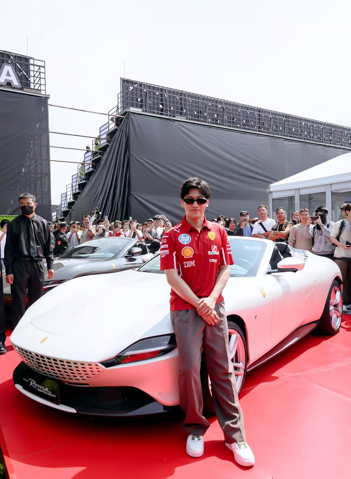 关于阿斯顿马丁力克法拉利,周冠宇惊艳四座的信息 关于阿斯顿马丁力克法拉利,周冠宇惊艳四座的信息