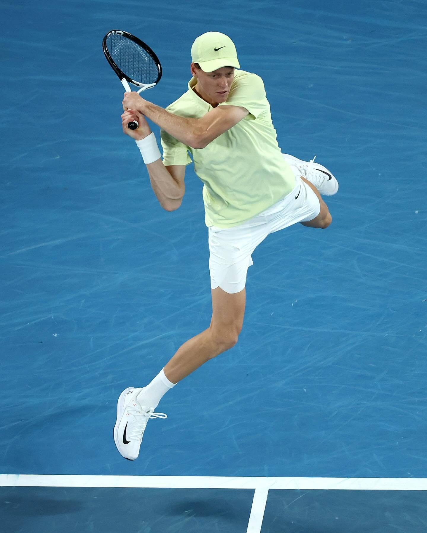 关于澳大利亚网球队险胜美国网球队,西西帕斯制霸全场的信息 关于澳大利亚网球队险胜美国网球队,西西帕斯制霸全场的信息