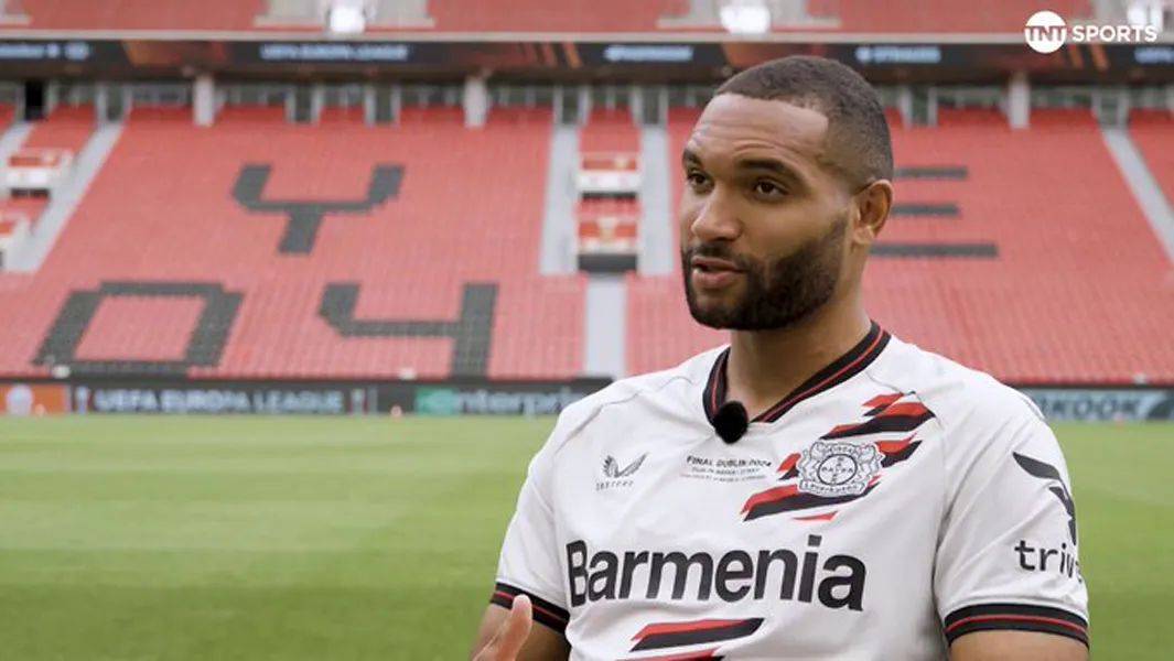 曼联中卫受伤,球队防线薄弱的简单介绍 曼联中卫受伤,球队防线薄弱的简单介绍