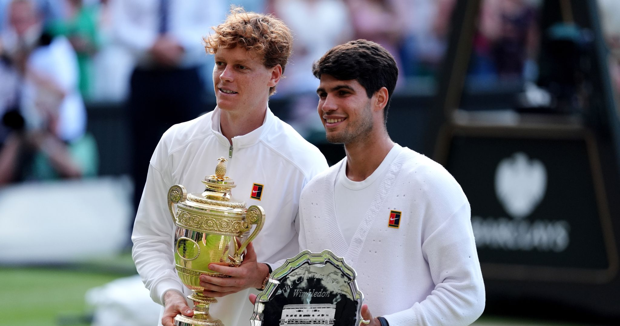 梅赛德斯完胜阿斯顿马丁，勒克莱尔带队取胜