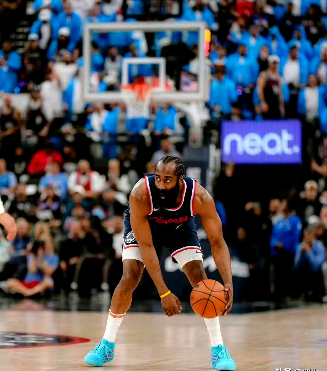 爵士翻盘步行者,哈登爆发神勇 爵士翻盘步行者,哈登爆发神勇