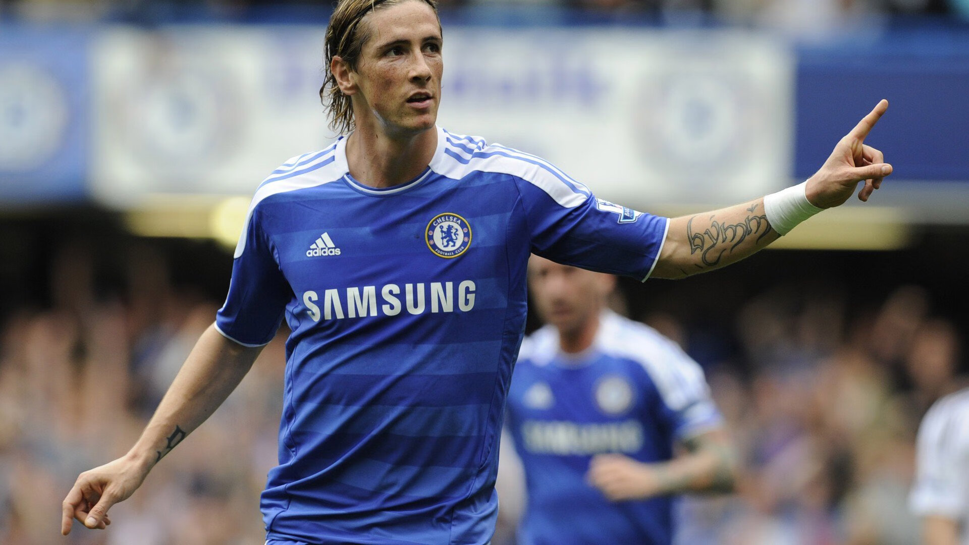 赛道上的无声教科书,法比尼奥如何用极致表现定义F1年度争冠之夜