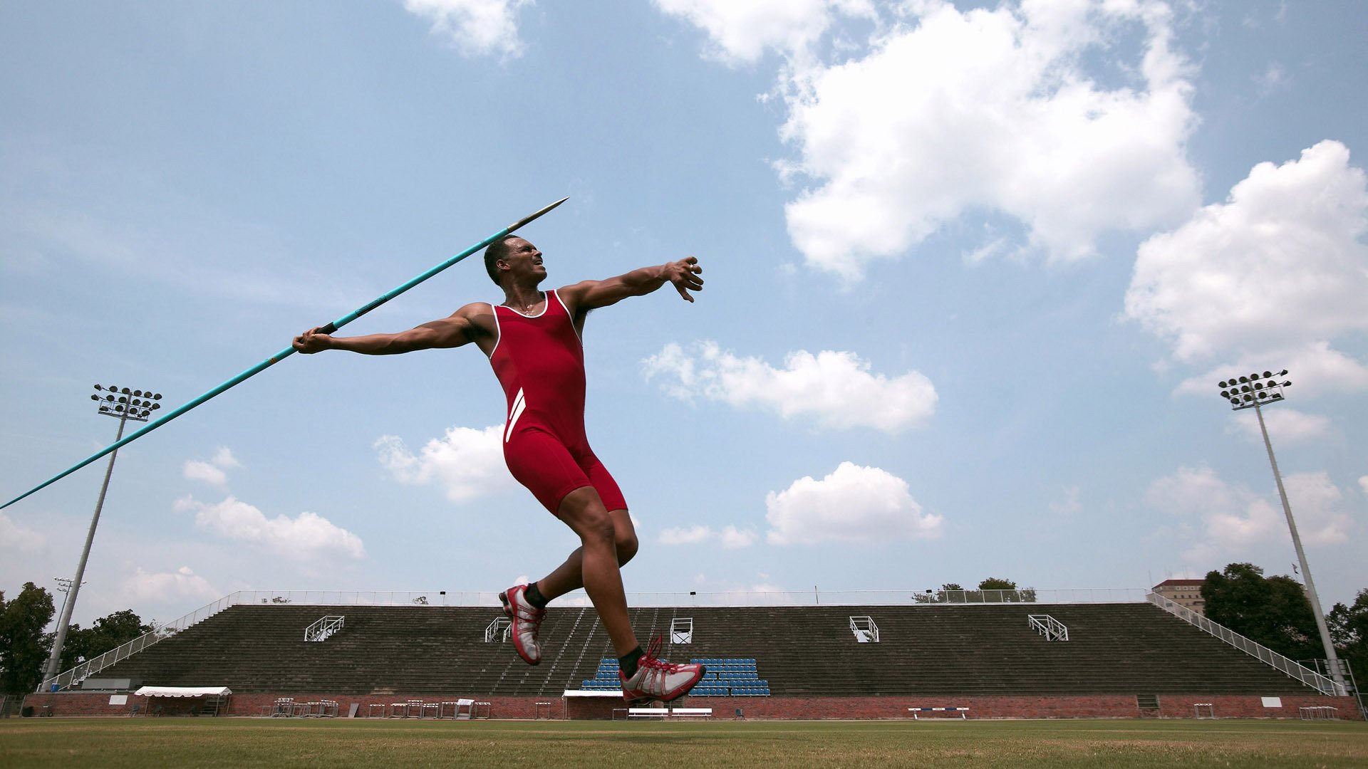 几内亚对阵波兰，门神拉亚的指尖，拨动了胜负的天平