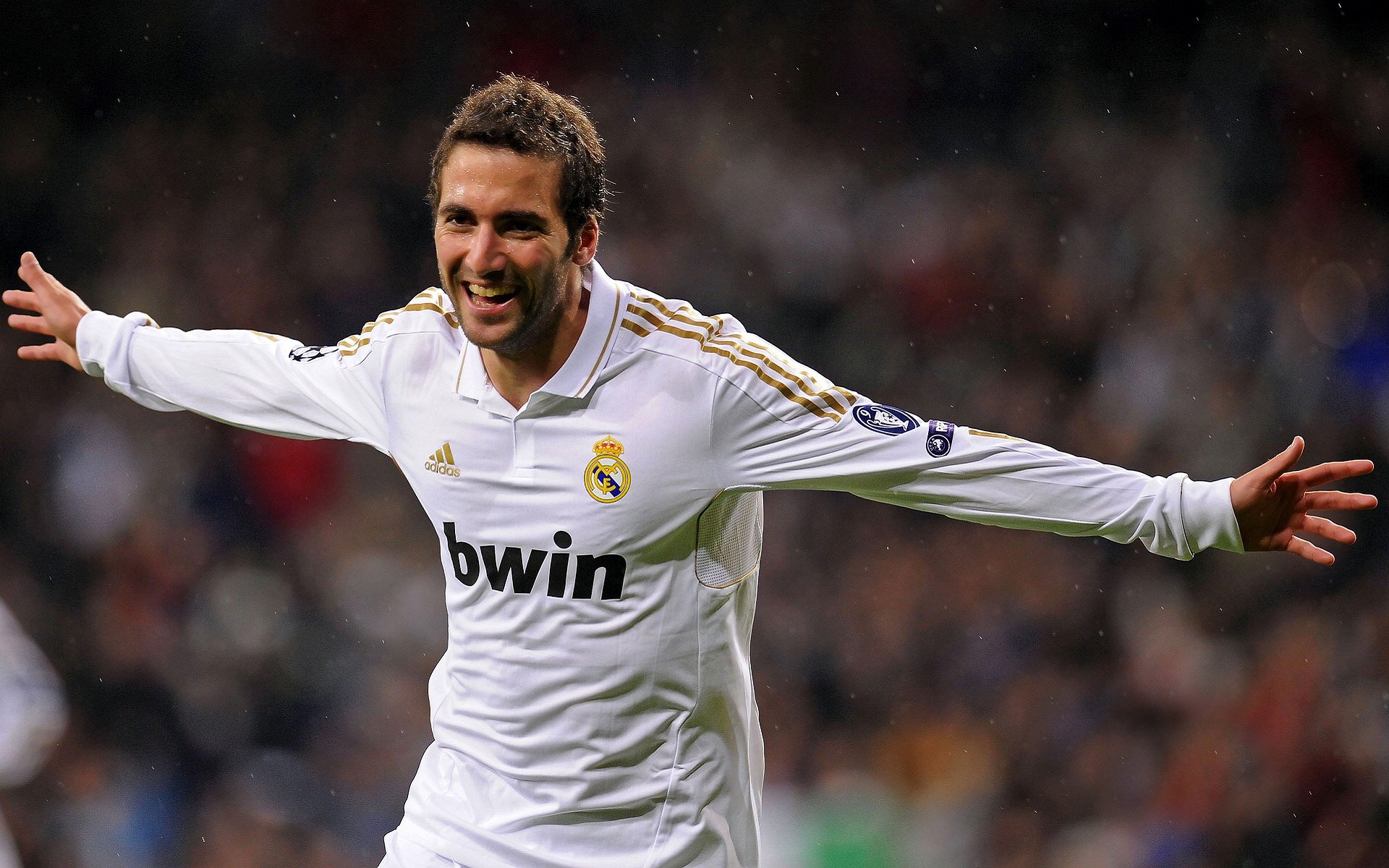 哈弗茨一锤定音，塞维利亚式坚韧终结荷兰神话