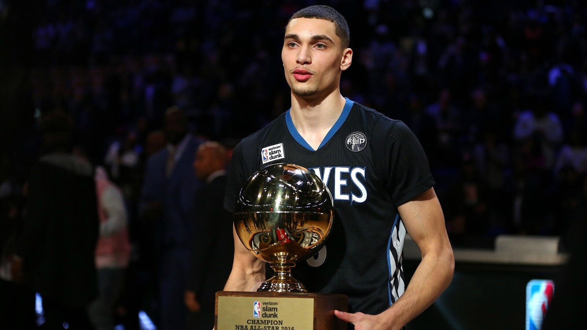 横扫与惊艳，公牛王朝的序曲与杜兰特的时代宣言